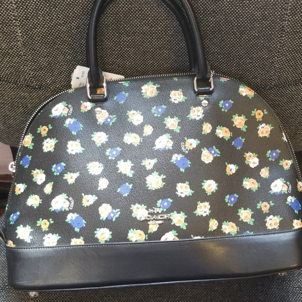 Handbag